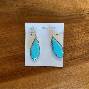 New with tags Kendra Scott earrings